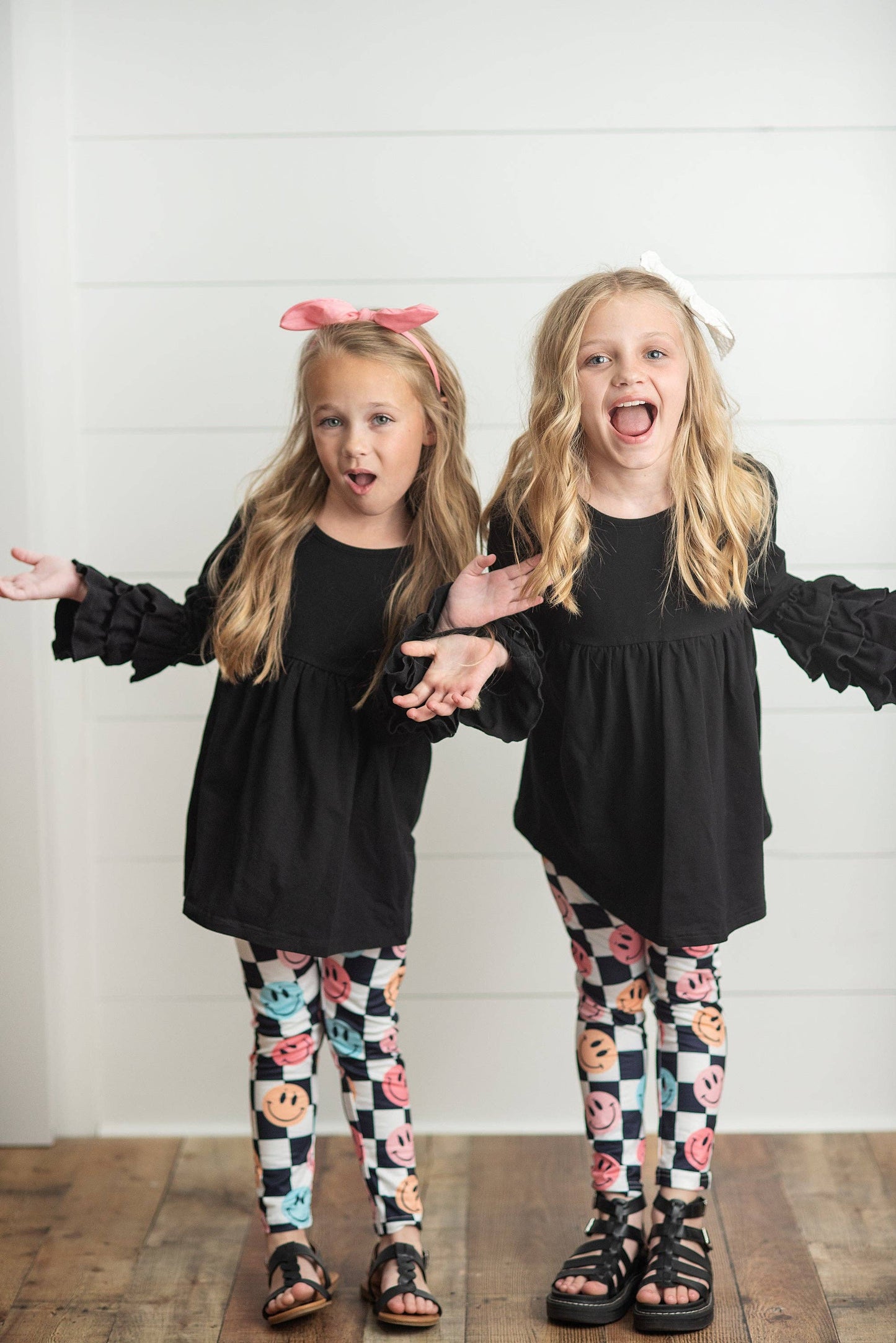 Black & White Check Smiley Face Ruffle Top Leggings Set