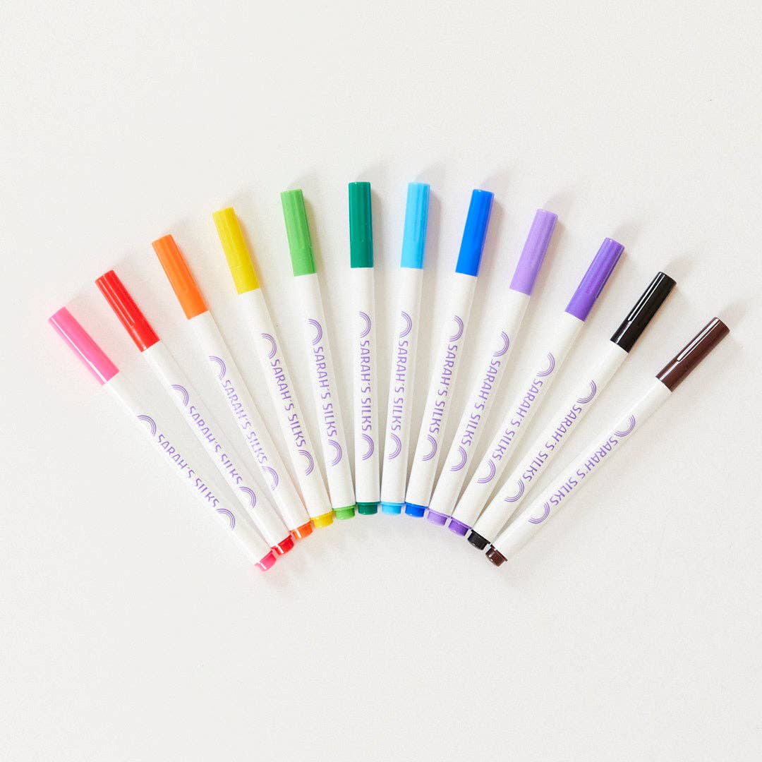 Doodle Coloring Seek & Find & Playsilk Markers