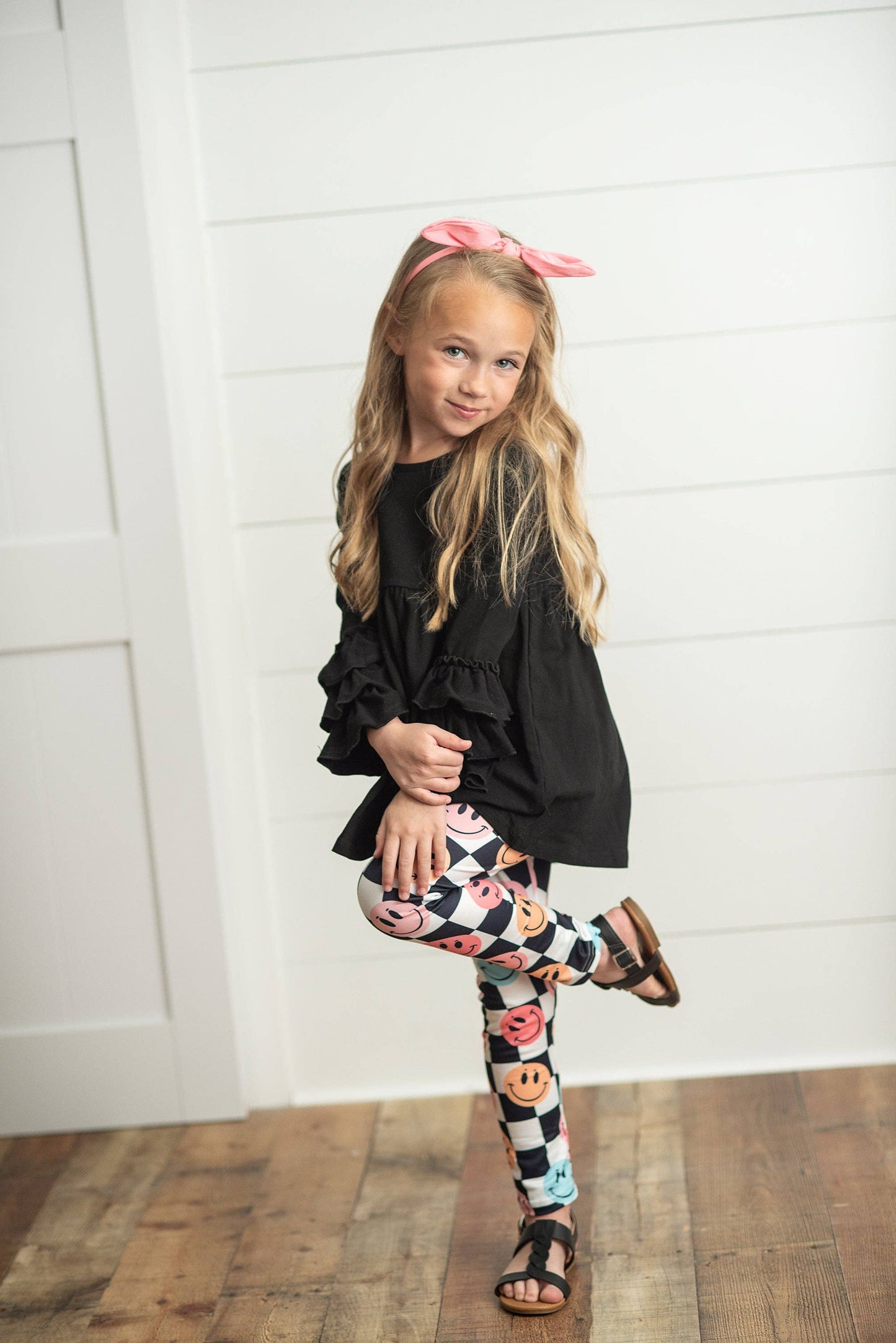 Black & White Check Smiley Face Ruffle Top Leggings Set