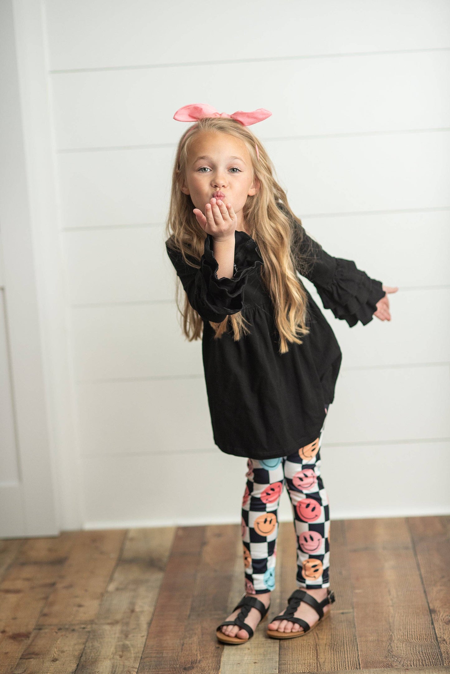 Black & White Check Smiley Face Ruffle Top Leggings Set