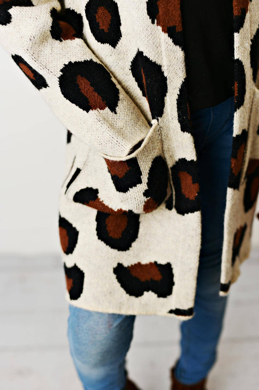 Leopard Print Long Sleeve Pocket Sweater