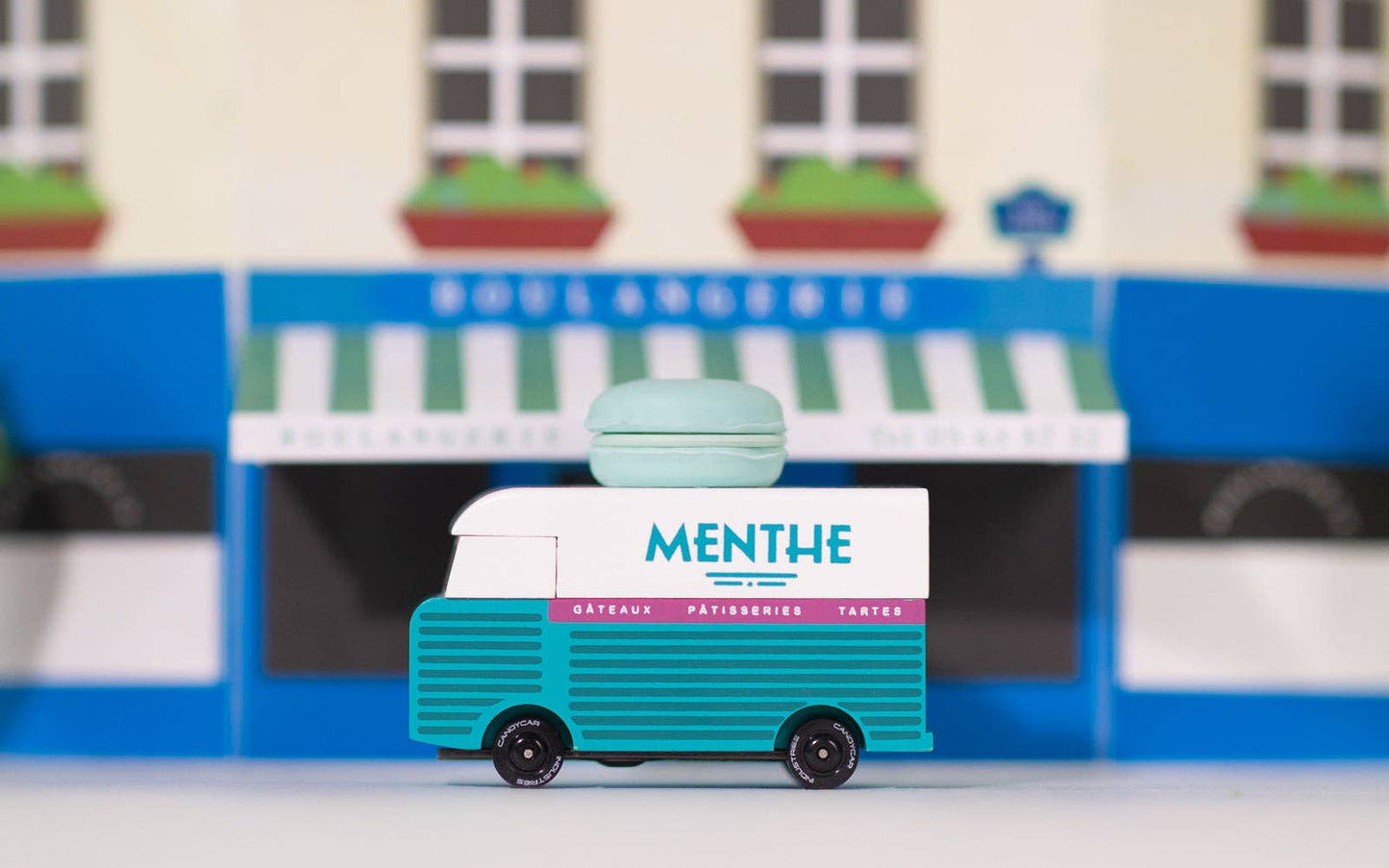 Menthe Macaron Truck