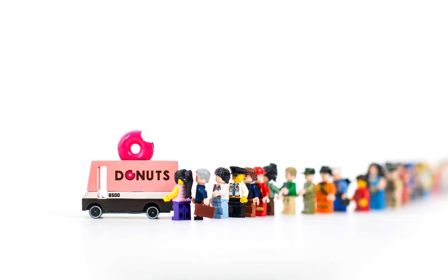 Candylab Toys - Donut Van